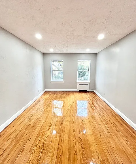 297 Lincoln Avenue — Photo 21