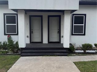 212 E 11th St, Mission, TX 78572