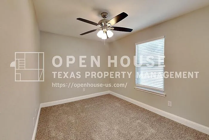 1742 Sterling Ln — Photo 13