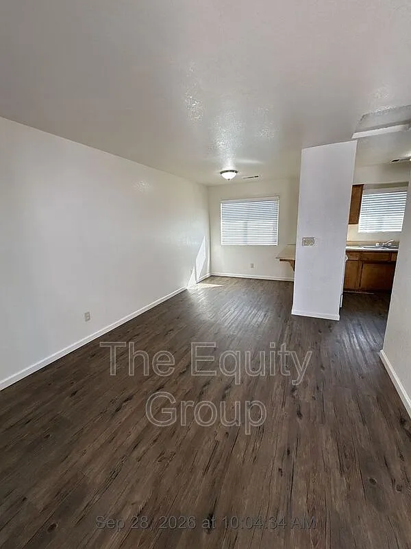 2 bed, 2.0 bath, 800 sqft, $1,200 — Photo 3