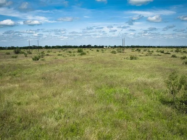 18 County Road 473, Thrall, TX 76578
