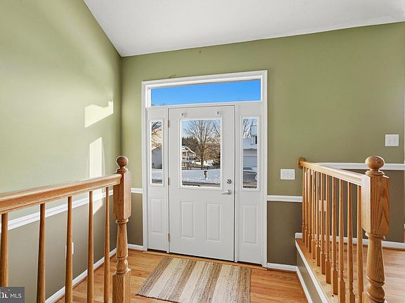 5th image of 3242 Rector Lookout St