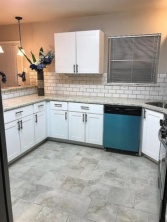 4 bed, 1346 sqft, $2,250 — Photo 2
