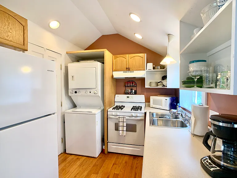 25 Briarwood Ave #COTTAGE — Photo 7
