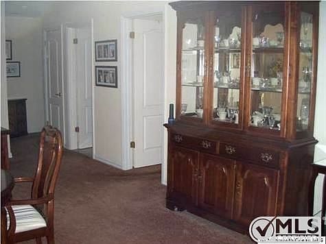 5th image of 29 Narberth Way