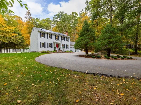 175 Cedar St, Sturbridge, MA 01566