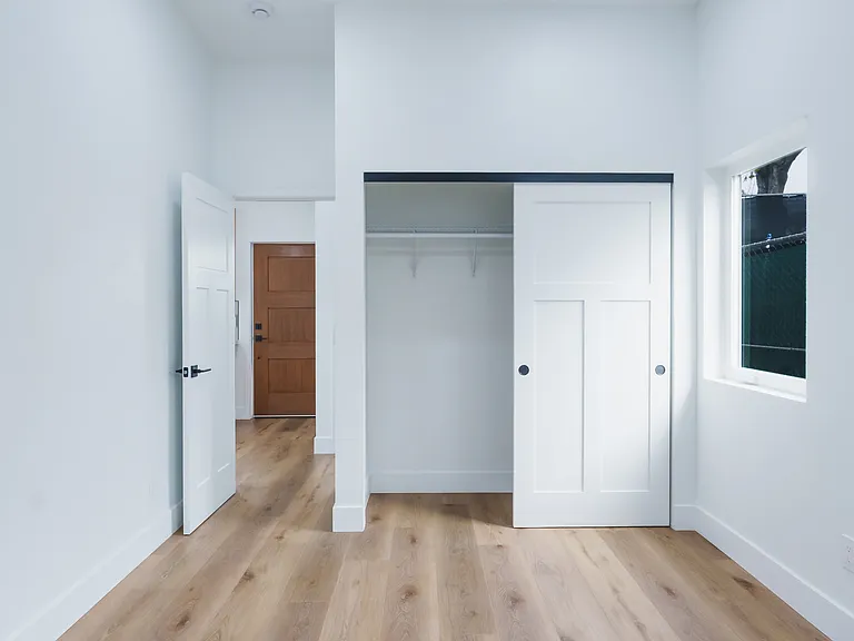 6511 Estrella Ave — Photo 20