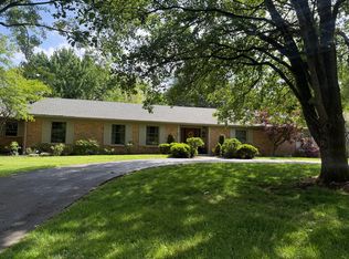 908 Turkey Foot Rd, Lexington, KY 40502