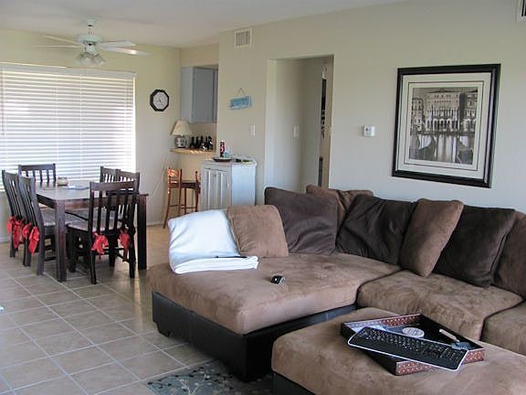 4th image of 2004 Lakeland Dr APT A2