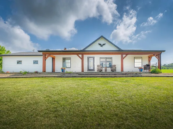 3382 Morgan Center Rd, Utica, OH 43080