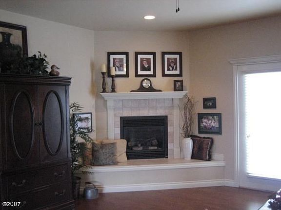 Gas Fireplace-Great Focal Point