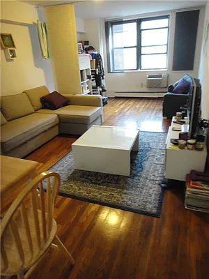 Rented by Addison Property Group | media 35