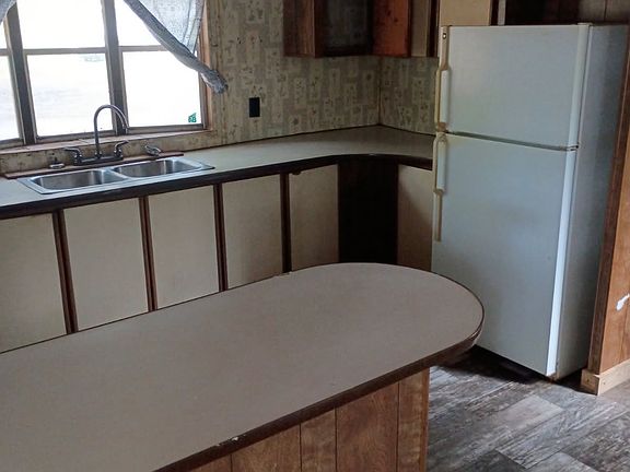 2nd image of 767 NW Amanda St #20