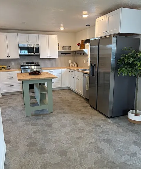 Another view of kitchen
