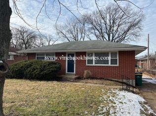 11717 Larimore Rd, Saint Louis, MO 63138