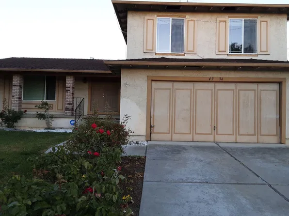 4936 New World Dr, San Jose, CA 95136