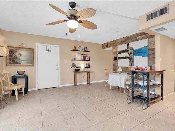 4th image of 8800 Blind Pass Rd APT 10