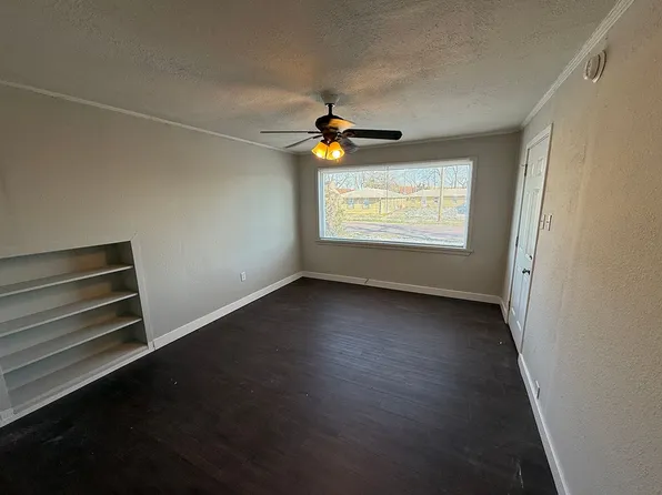 210 Highview Ave, Columbia, MO 65203