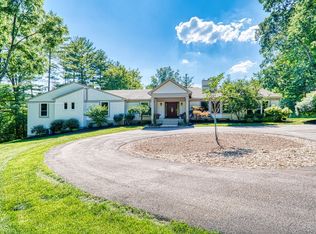 5995 Drake Rd, Cincinnati, OH 45243