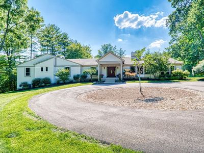 5995 Drake Rd, Cincinnati, OH, 45243