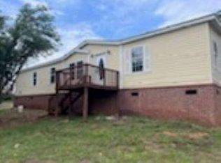 108 Lyle Dr, Taylors, SC 29687