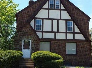 1284 Avondale Rd, South Euclid, OH 44121