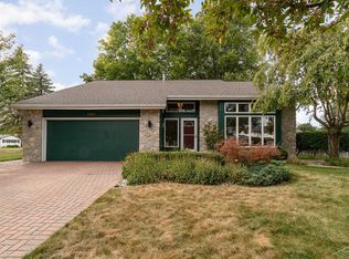 1351 Angela Dr W, Saginaw, MI 48609