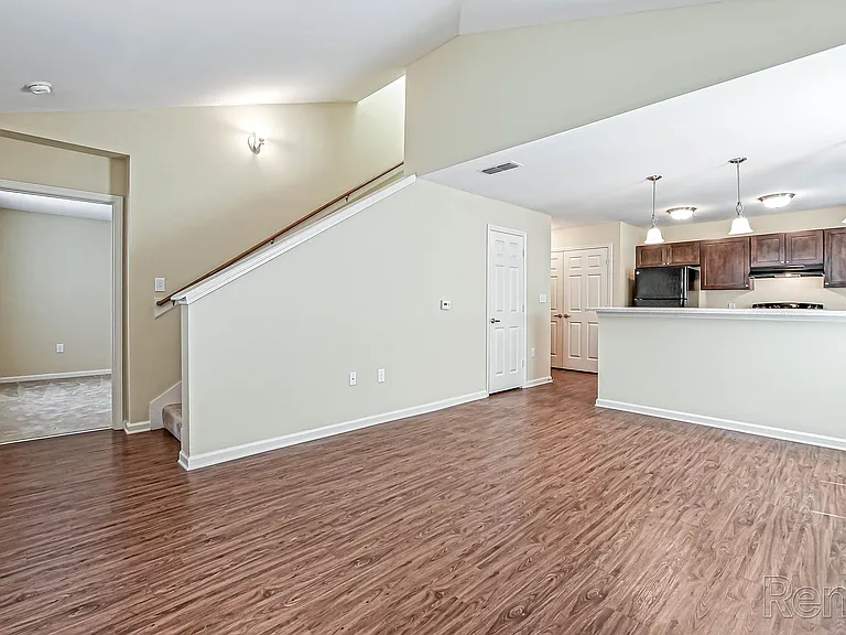 Oak Manor Villas — Photo 23