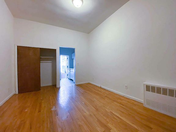 3rd image of 337 E 90th St #1BB