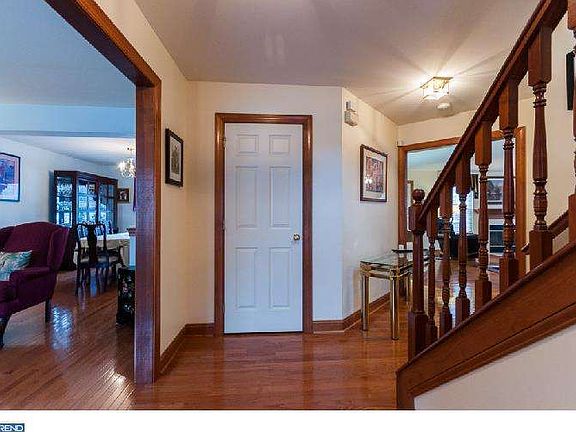3rd image of 111 Grove Mansion Way