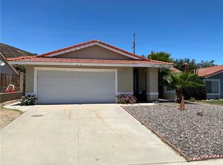 226 White Oak Rd, Lake Elsinore, CA 92530