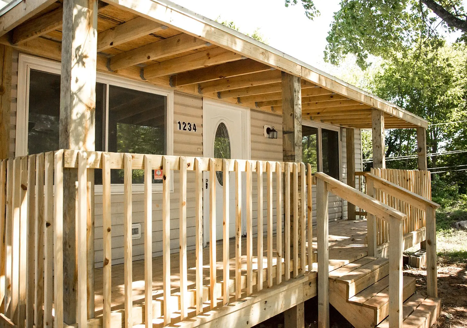 Big House. Big Backyard. Big Opportunity. — Photo 2