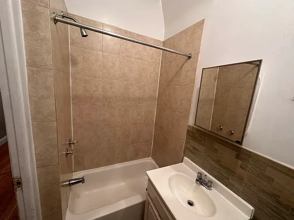 450 48th Street image 6 of 7