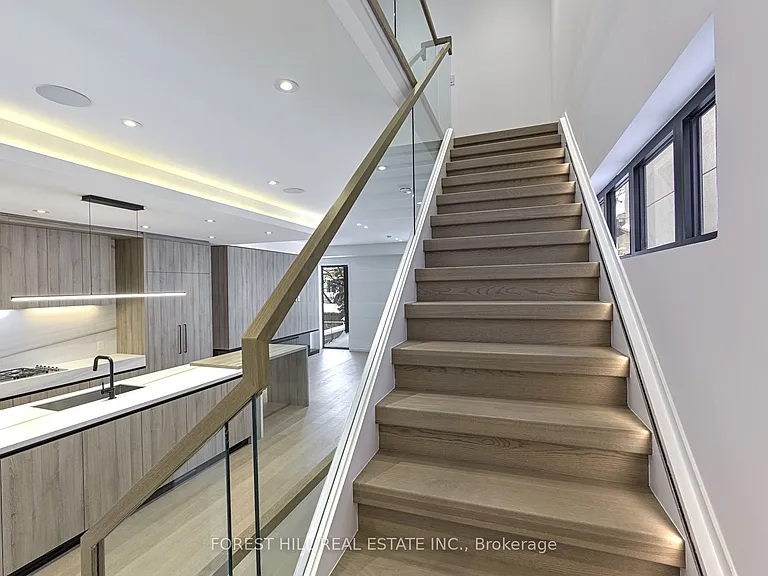 42 Cameron Ave — Photo 15