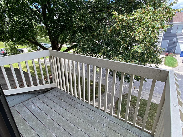 914 Van Buren Ct — Photo 48