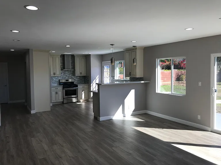 11000 Monogram Ave — Photo 4