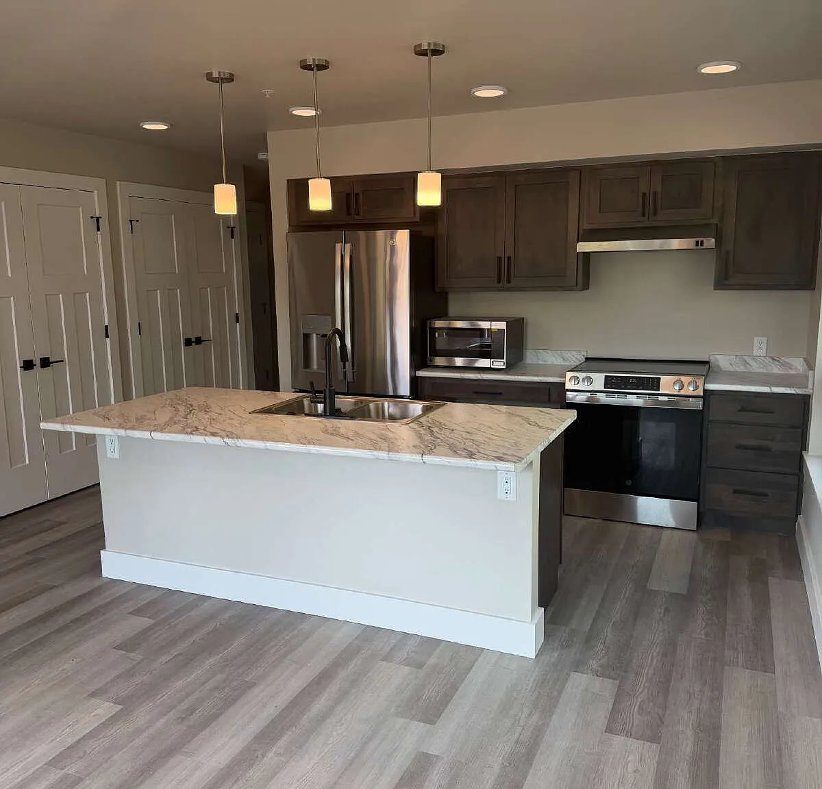 2 bed, 2.0 bath, $1,850 — Photo 1