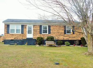 30 Ridge Rd, Irvine, KY 40336