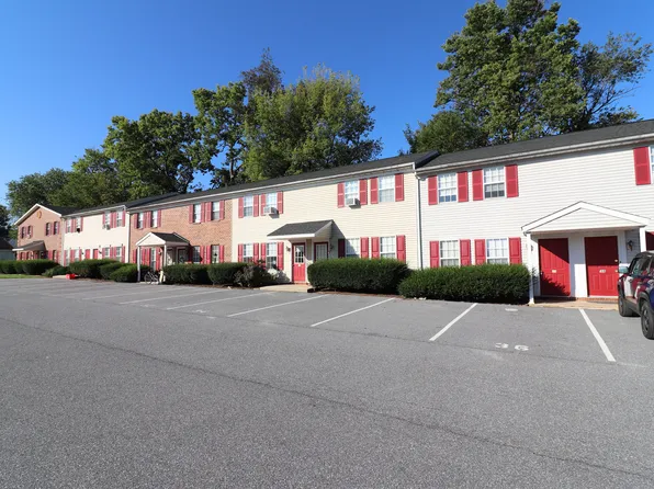 36 Oriole Dr, Ephrata, PA 17522