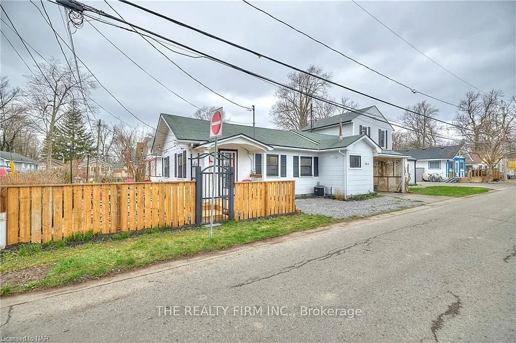2 bed, $1,995 — Photo 1