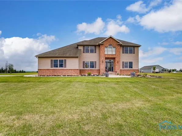 13650 Cuckle Creek Rd, Bowling Green, OH 43402