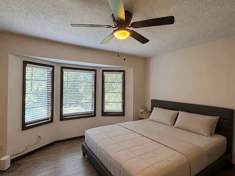 3080 Chimney Rdg E — Photo 7