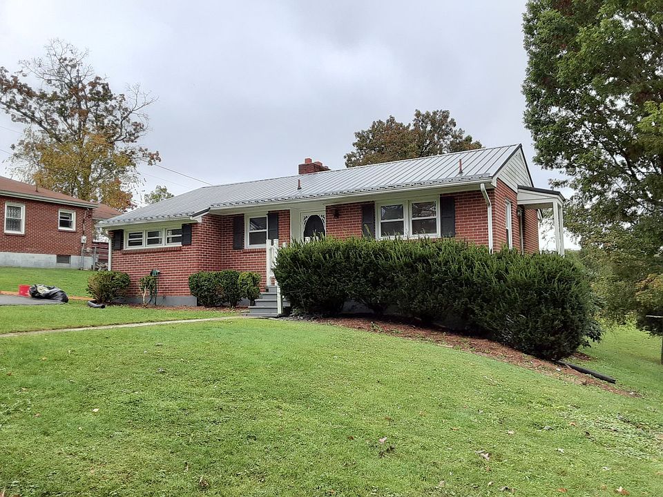 1st image of 1400 Grove Dr