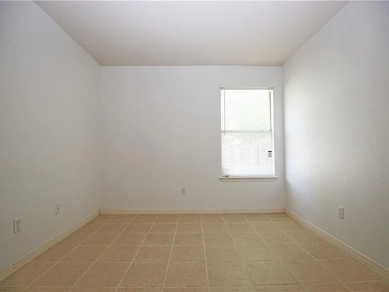309 Country Aire Dr — Photo 15