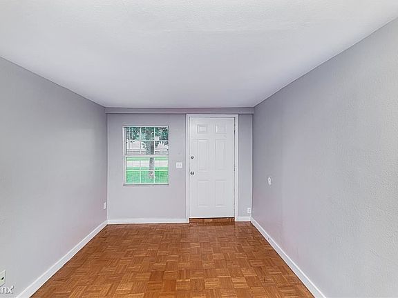 5th image of 887 W State Road 434