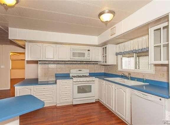 3rd image of 15750 Arroyo Dr Space 104