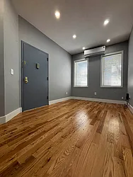 1668 George Street, #1L