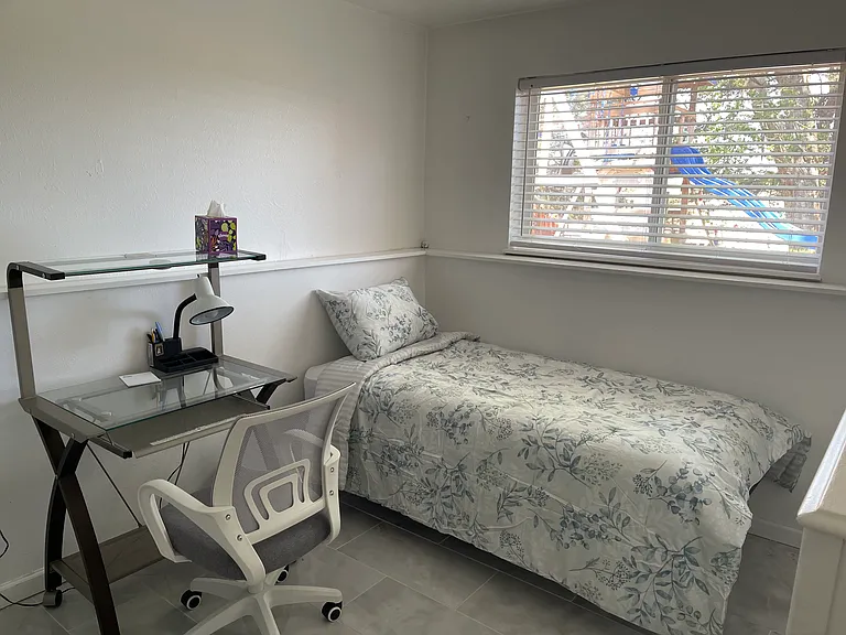 E Wagontrail Dr — Photo 4