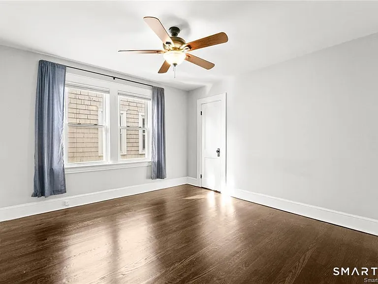 36 Churchill St — Photo 8