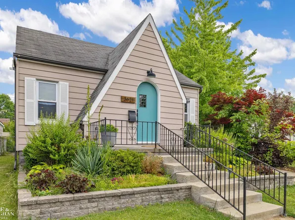 3621 Buckingham Ave, Berkley, MI 48072
